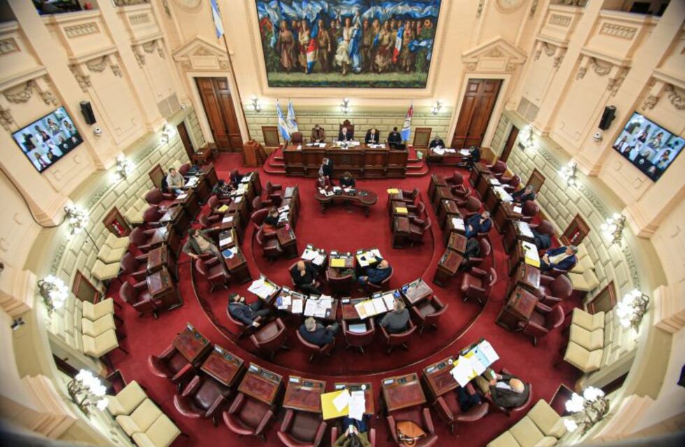 Cámara inclusiva: cambiaron el nombre de Diputados de Santa Fe