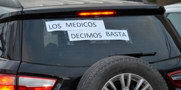 Profesionales de la Salud harán un paro de 48 hs