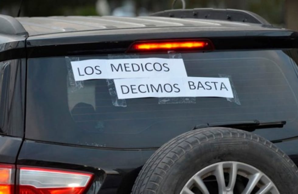 Profesionales de la Salud harán un paro de 48 hs