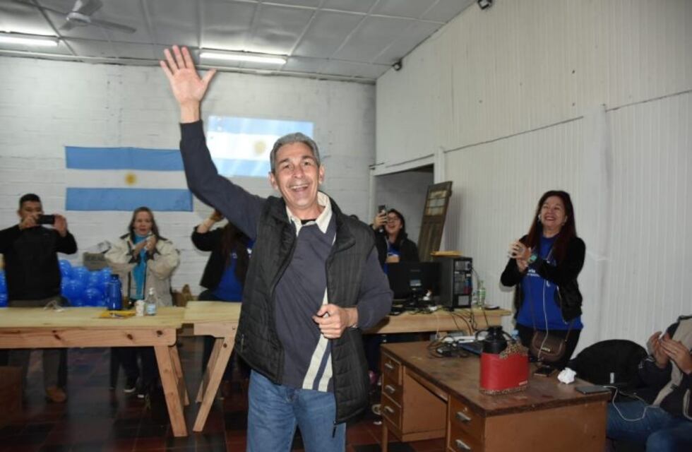 Fernández resultó reelecto en la Capital del Monte