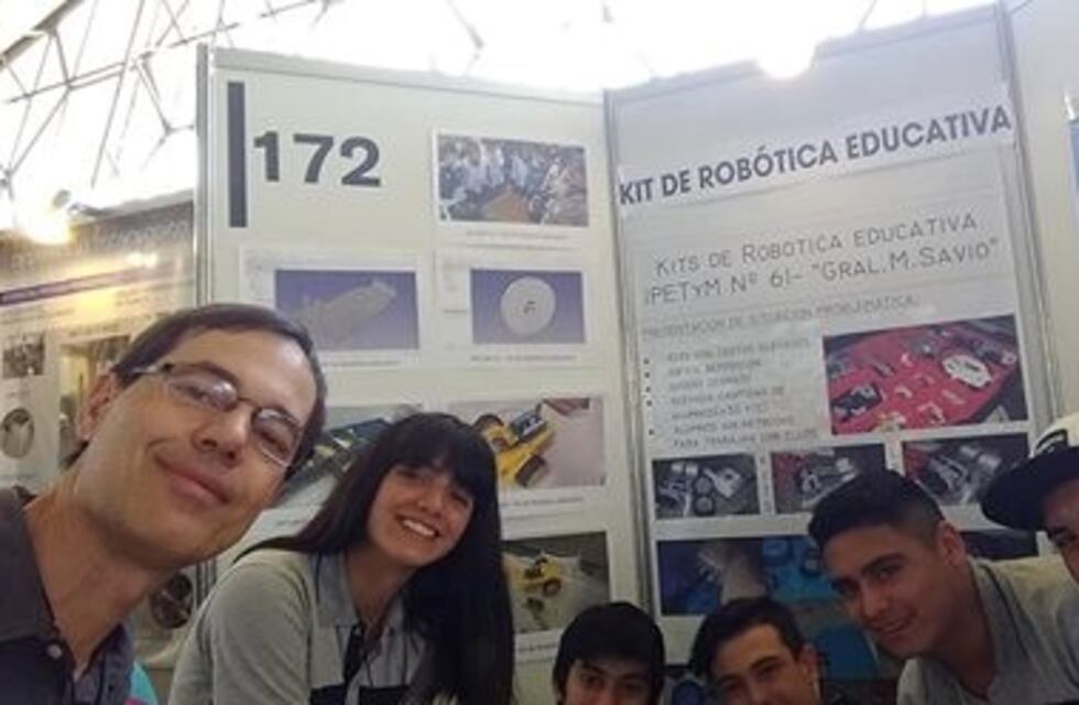 Proyecto de robótica del Ipetym de El Pueblito recibió mención especial