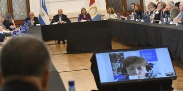 El gobernador Omar Perotti encabezó el encuentro en la Casa Gris\u002E (@omarperotti)