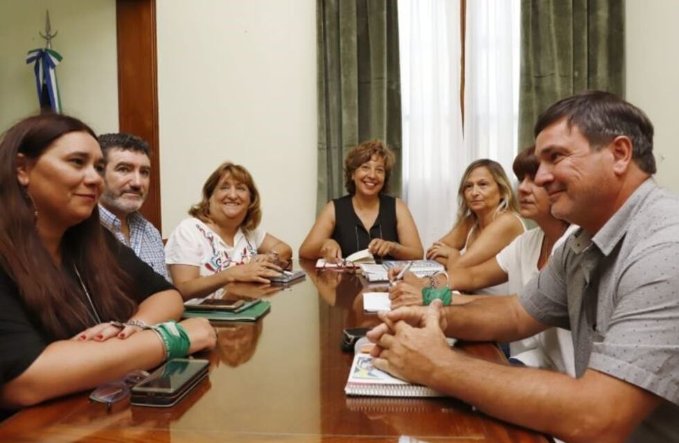 Reunión en Río Negro por paritarias salariales