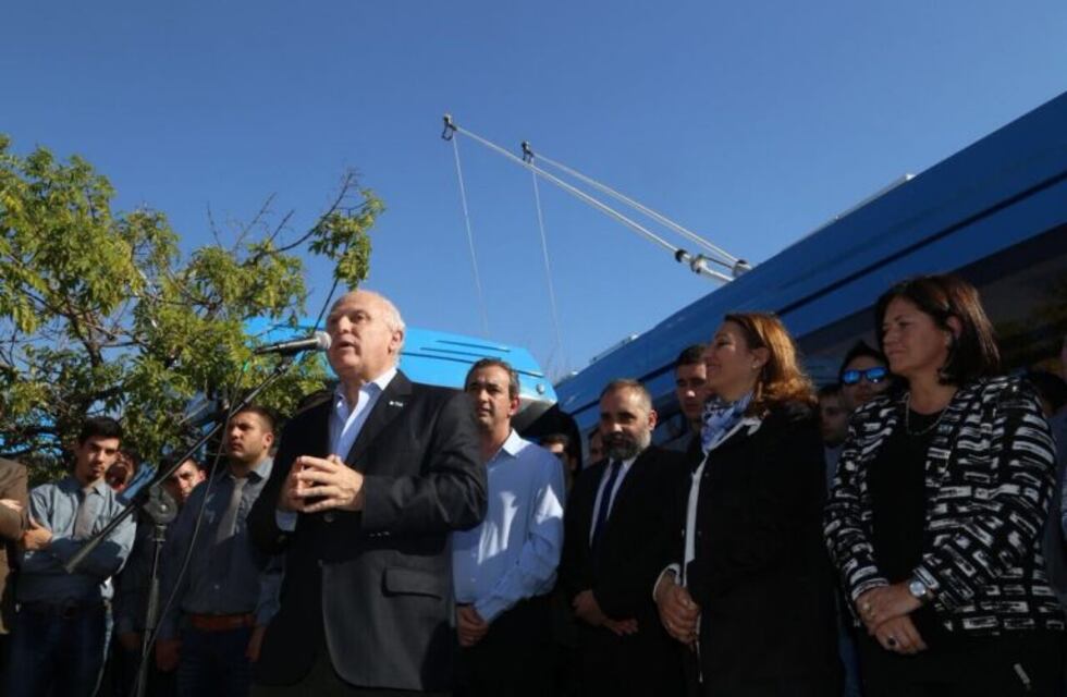 A pesar del reclamo de Macri, el gobernador cree que "no hay consenso" para adherir a la Ley de ART