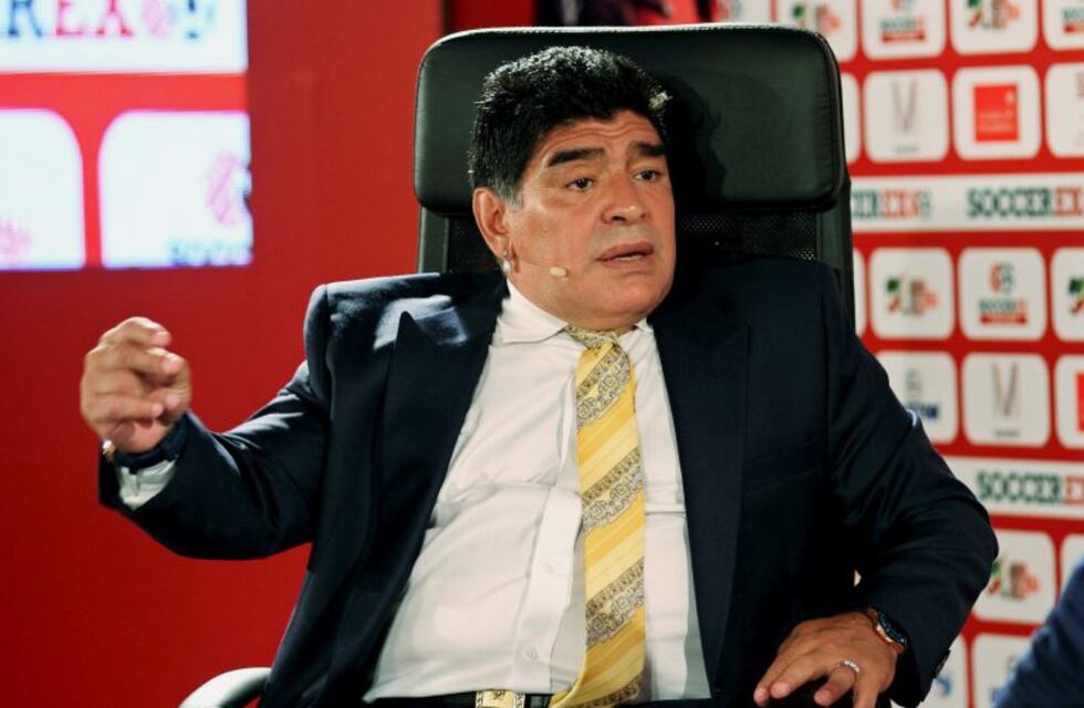 Maradona calificó a Icardi de "traidor" y se "sorprendió" por la ida de Higuaín a la Juventus