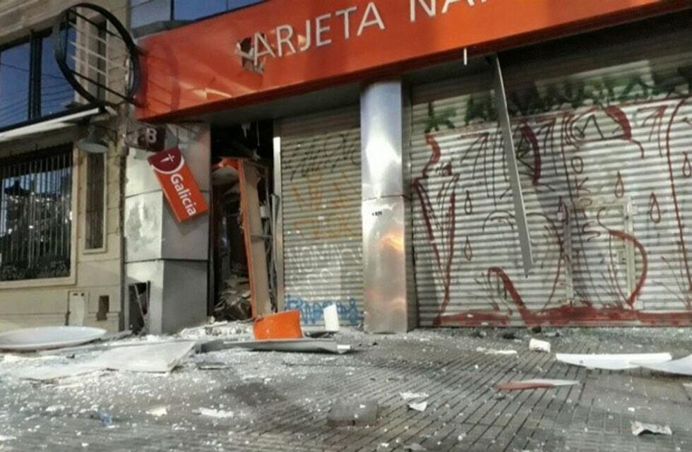 Hicieron explotar un cajero automático en Ramos Mejía