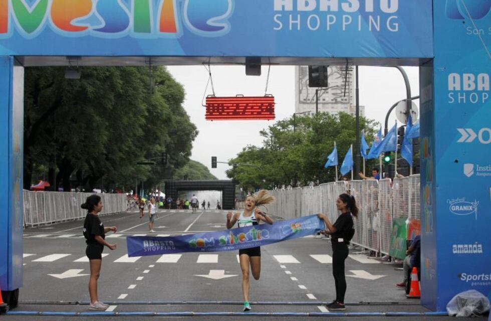 Chiara Mainetti obtuvo el podio en la tradicional carrera San Silvestre