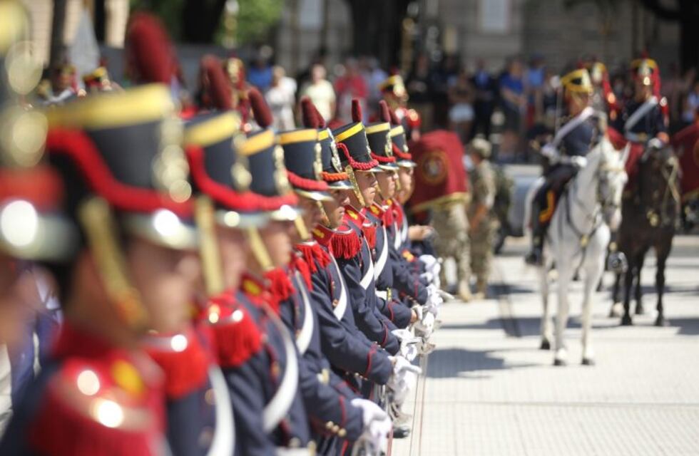 Los Granaderos visitarán el Hospital Regional y muchas escuelas de Comodoro
