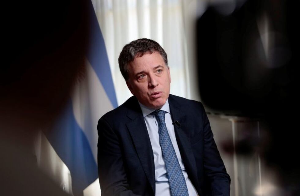 Bancos de Francia financiarán la compra de equipos para la Armada