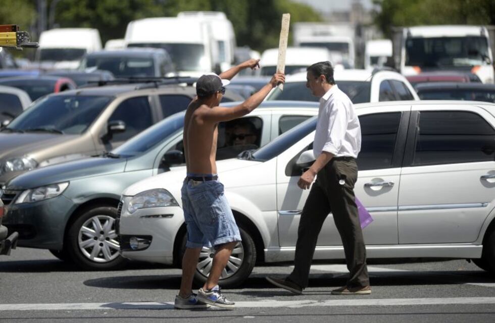Martes de cortes y movilizaciones en la Ciudad: por dónde circular