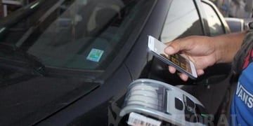 Un tarjetero encontró un cheque de dos millones de pesos y lo devolvió\u002E