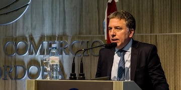 Nicolás Dujovne estuvo en la Bolsa de Comercio de Córdoba\u002E
