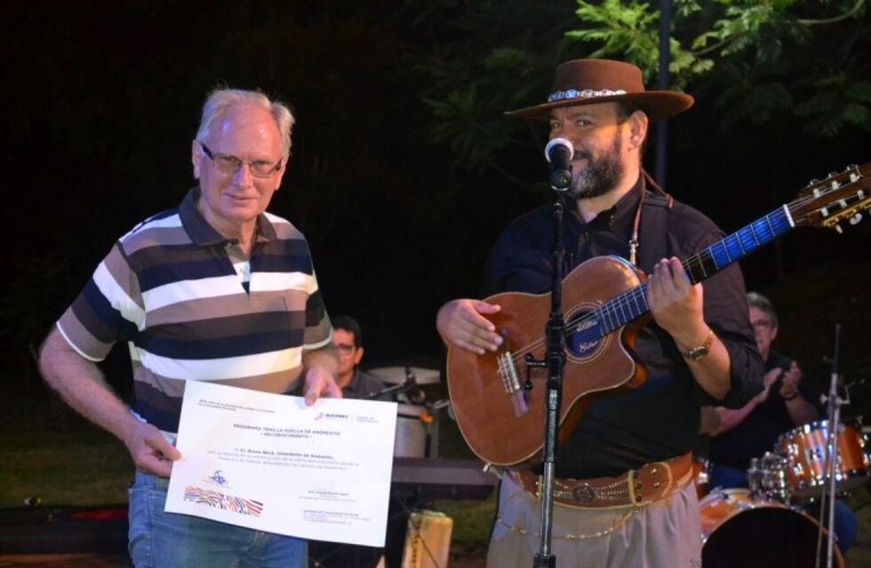 Andresito celebró con música a Andrés Guacurarí