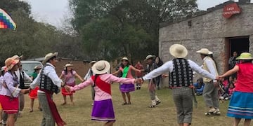 Un ballet folklórico se sumó a la ceremonia en Ocloyas