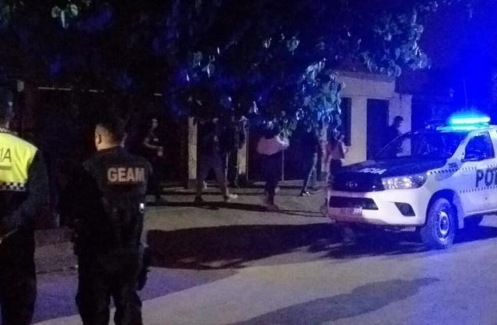 Desalojaron una fiesta clandestina con más de 30 personas