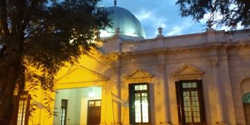 Inicio de la mañana con el cielo cubierto en Corrientes\u002E