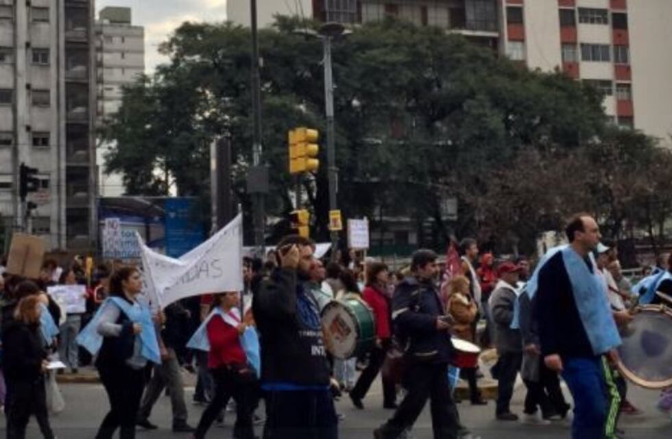 Agrupaciones sociales realizan cortes en la Ciudad