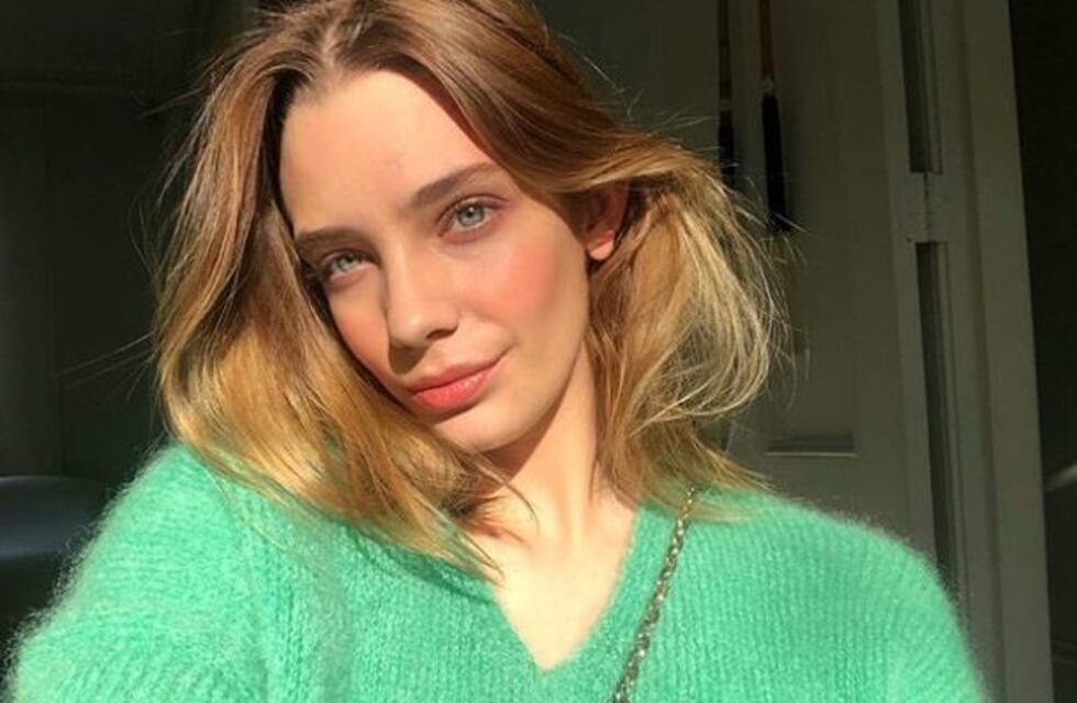 Coronavirus: la modelo que desfiló para grandes marcas ahora trabaja en un geriátrico