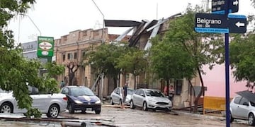 Destrozos en Santa Rosa de Río Primero\u002E (Foto: Gentileza El Diario del Pueblo)