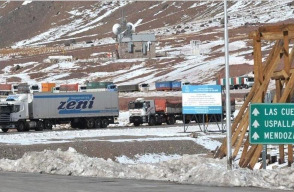 Esperan el ingreso a Mendoza del transportista que habría contagiado a tres parientes