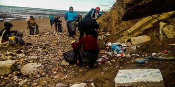 Se realizó la campaña "Yo limpio la costa"