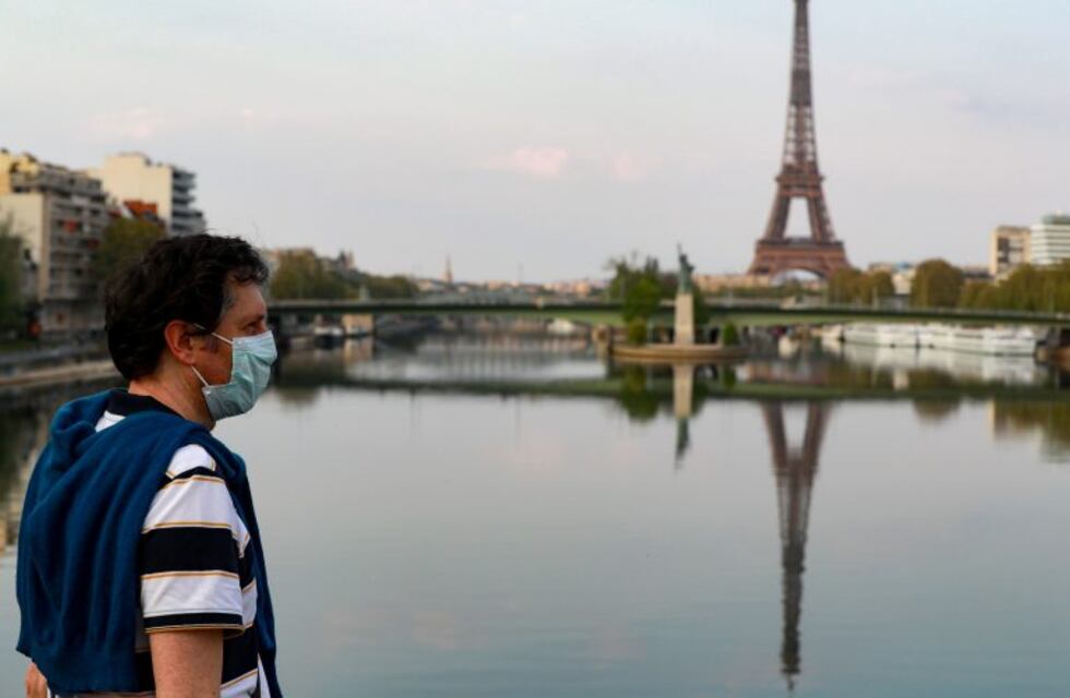 París proveerá barbijos gratis a todos los habitantes de la ciudad