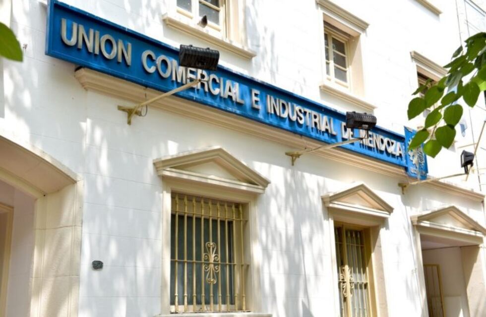 La UCIM respaldó al Gobernador por las medidas de flexibilización y cuestionó al Gobierno Nacional