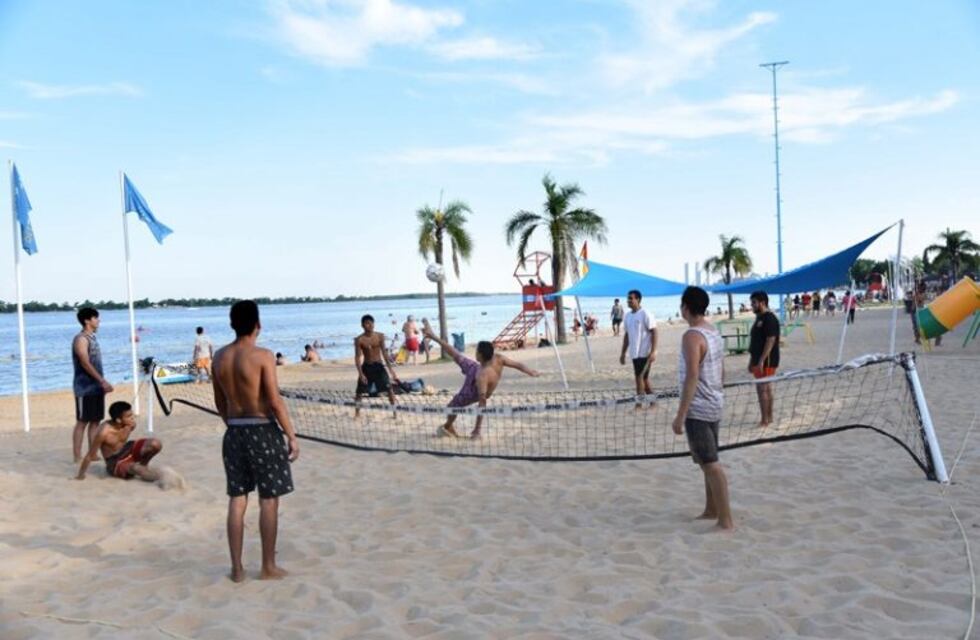 Sábado caluroso con pronóstico de tormentas por la noche