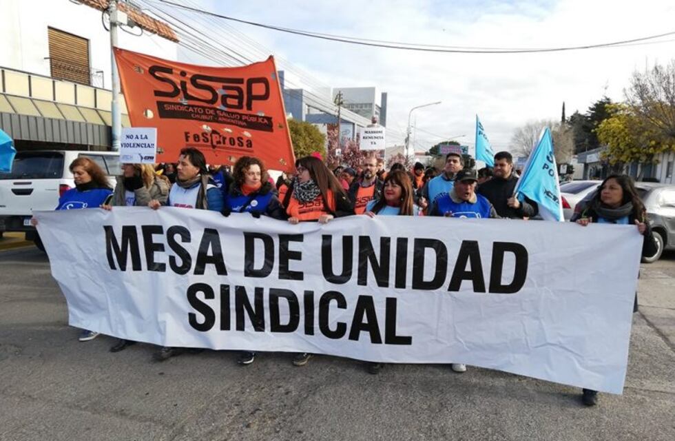 Los estatales marcharán hoy para pedir la renuncia de Massoni y Ávila