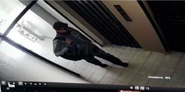 El supuesto ladrón, fue captado por las cámaras de seguridad\u002E