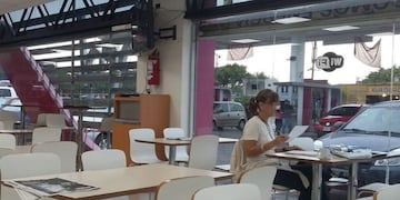 El procedimiento de llevó a cabo en la playa de Avenida Sabín y Luis Cándido Carballo\u002E (Nahuel Covacevich)