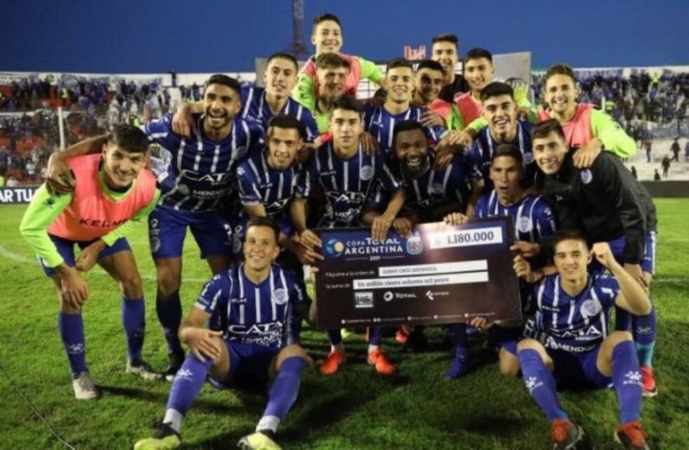 Godoy Cruz eliminó por penales a Huracán de la Copa Argentina y está en octavos