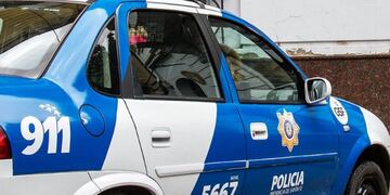 Detienen a personal del Comando Radioeléctrico por golpear y robarle a una mujer (Imagen ilustrativa).