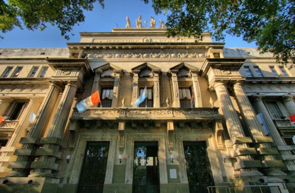 Imputaron al autor de la falsa amenaza de bomba en Gobernación y seguirá tras las rejas