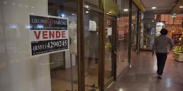 Local vacío en una galería de Córdoba