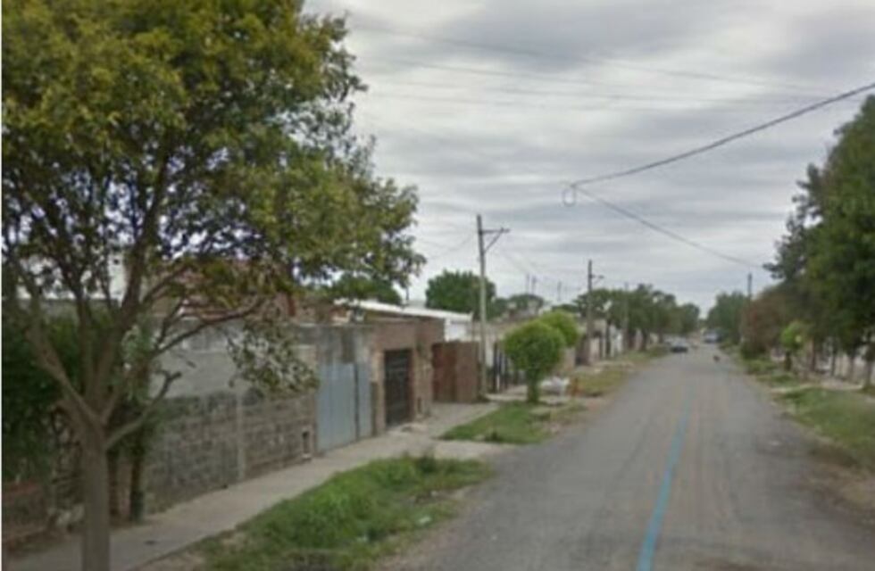 Ladrones lo sorprendieron en su casa, forcejeó con uno de ellos y recibió un tiro en una pierna