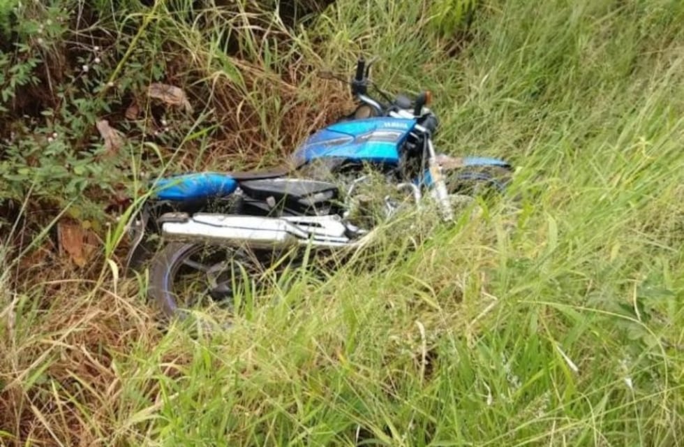 Un camión chocó y mató a un motociclista y su chofer se fugó