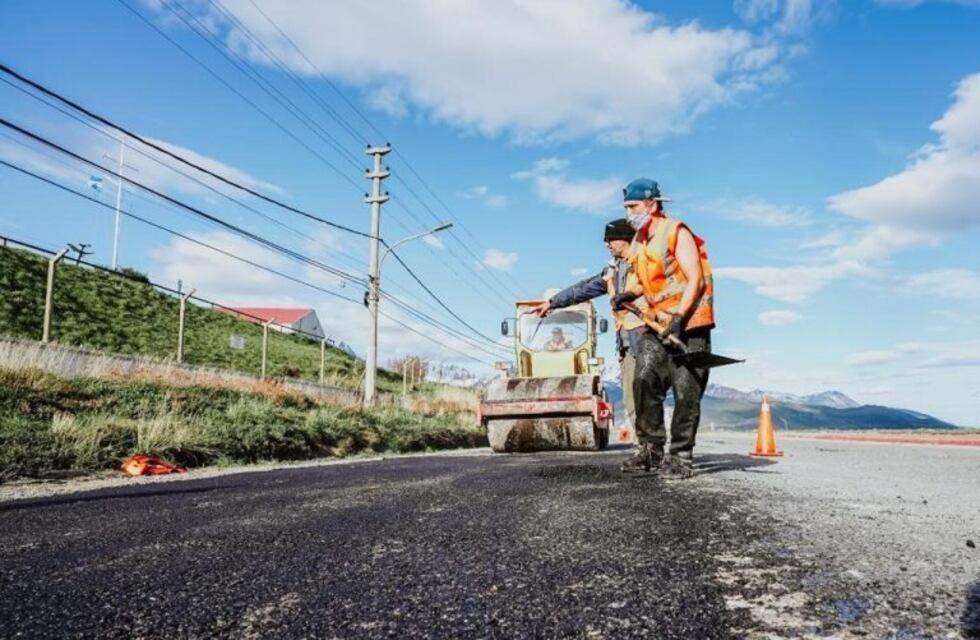 Ushuaia: repavimentaron un tramo de la Av. Perito Moreno