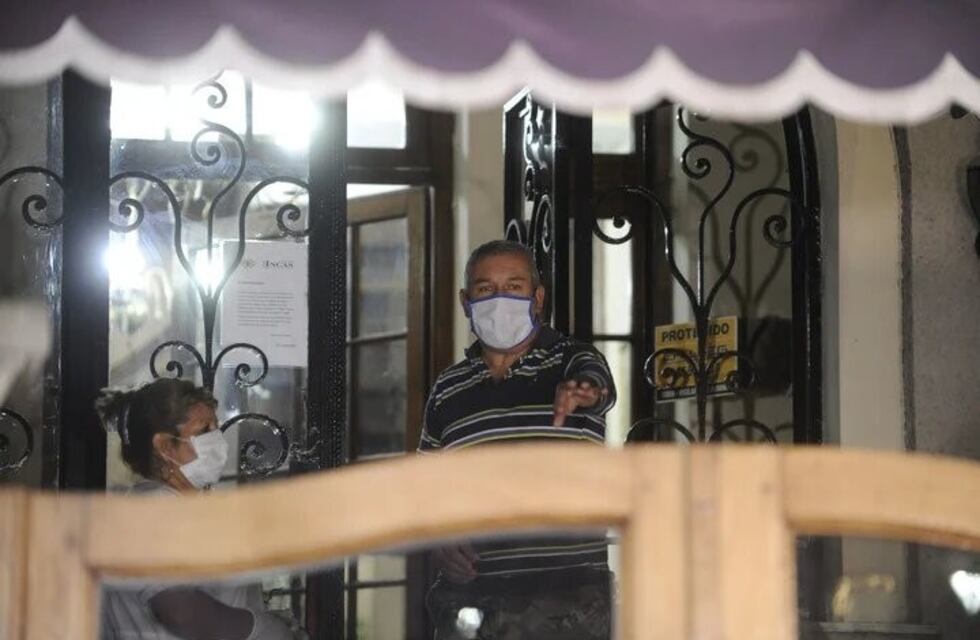 Coronavirus: los familiares de los jubilados del geriátrico clausurado tildaron de "mentirosos" a los dueños