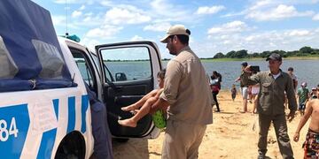 Empleados del predio y la policía asistieron al pequeño y lo trasladaron al Hospital Central