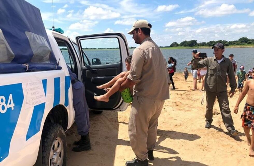 Un niño fue atacado por una piraña en el camping de Laguna Oca