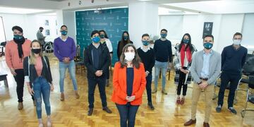 Rodolfo Suarez y Ana María Nadal\u002E presentación de las “Líneas de acción de la Dirección Provincial de Juventudes”
