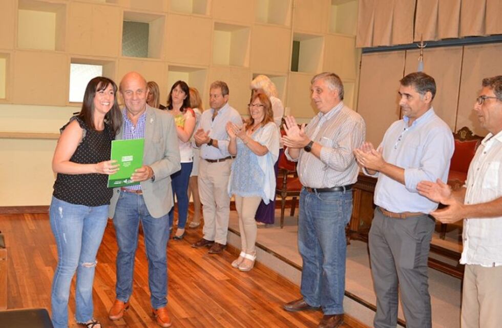 Entregaron créditos a tasa cero para 51 emprendedores de Santa Rosa