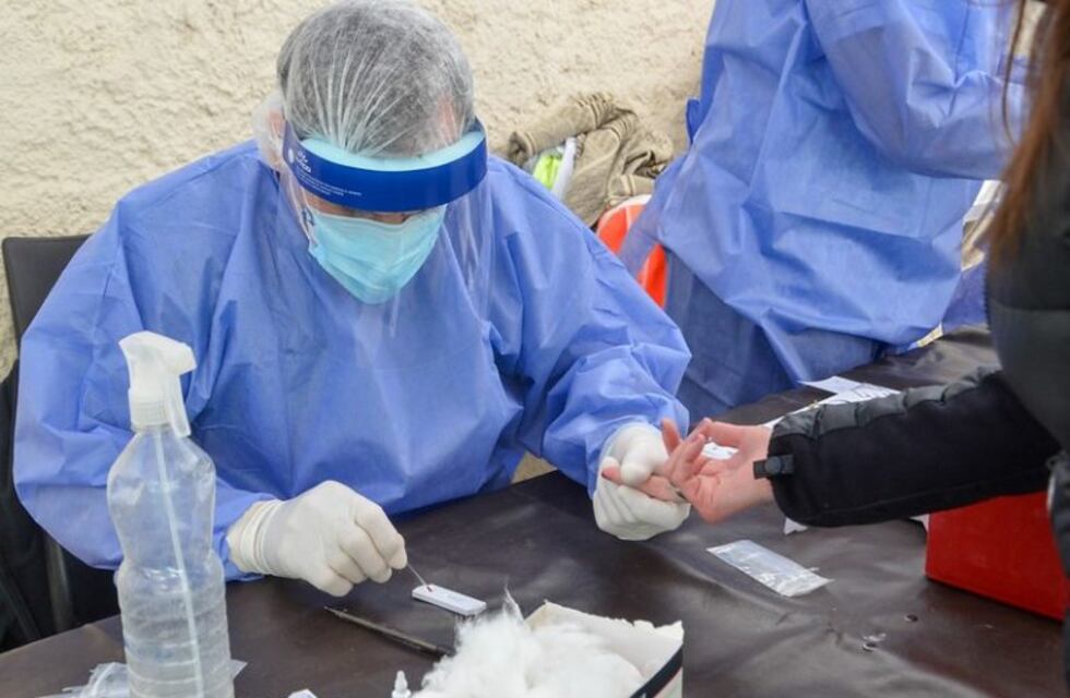 Cinco decesos y 349 nuevos casos de coronavirus en las últimas 24 horas