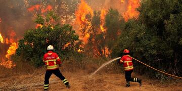 Alerta por vientos fuertes e incendios