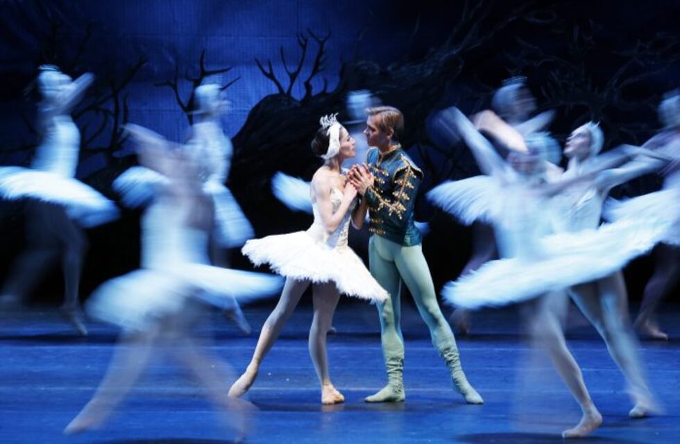 El Ballet Nacional de Rusia presenta el Lago de los Cisnes en Salta