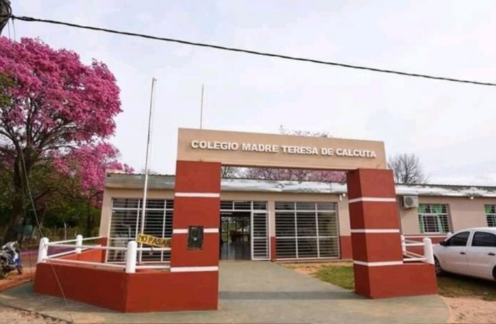 Maestro correntino utiliza la radio para dar clases a los chicos del campo