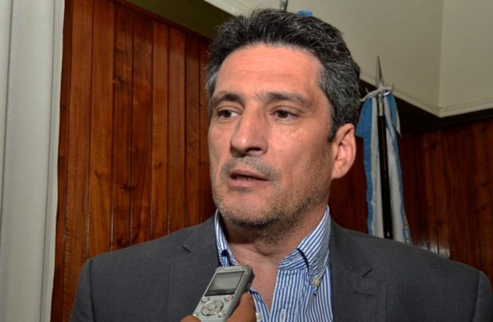 En Jujuy, ningún funcionario podrá cobrar más de $100.000