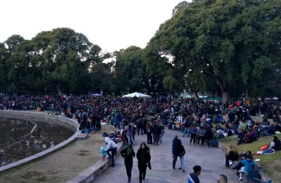 Aborto legal: preparan vigilias a la espera de la decisión final