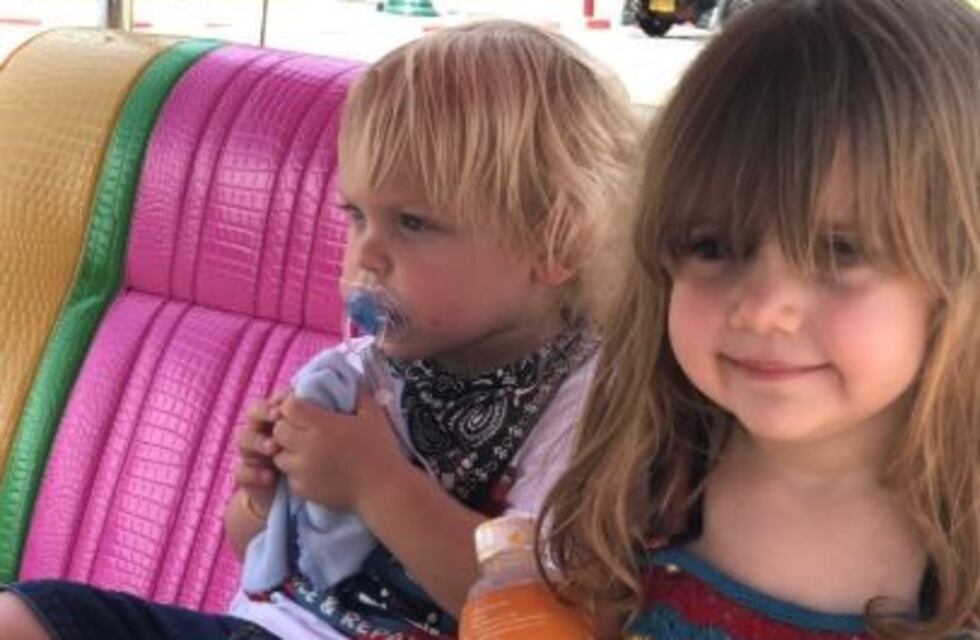 Mirko besó a la hija de Wanda Nara y Mauro Icardi, y estallaron las redes